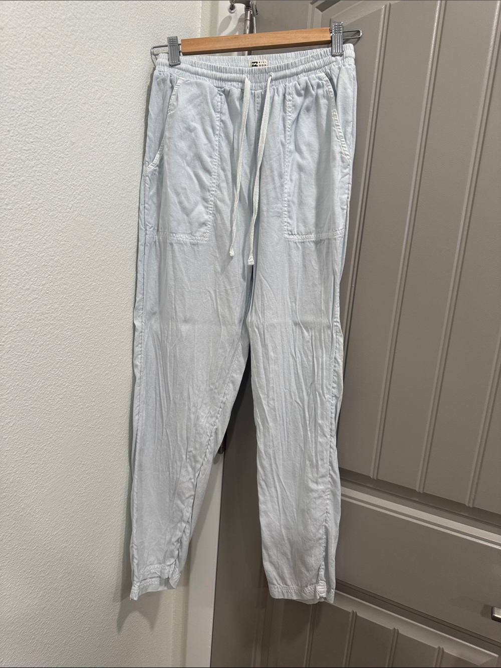 Billabong Women’s blue pants size Small never worn